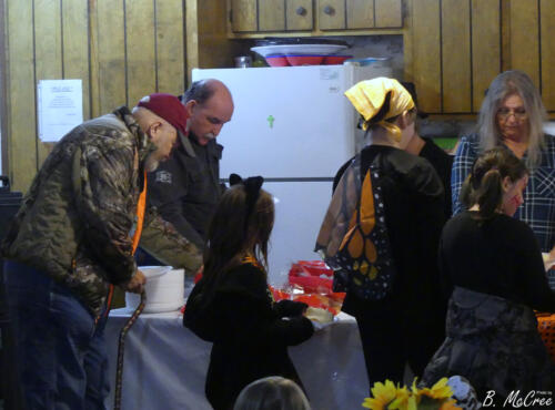 10-31-2020-Fall-Fling Movie-Night-P1110675