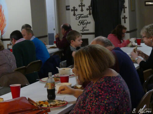 11-28-2021-Sandwich-Night-Ornament-Swap-P1190105