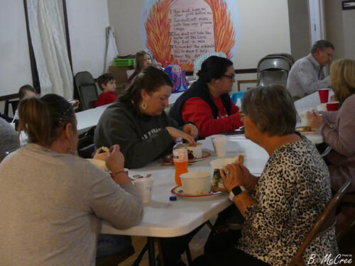 11-28-2021-Sandwich-Night-Ornament-Swap-P1190133