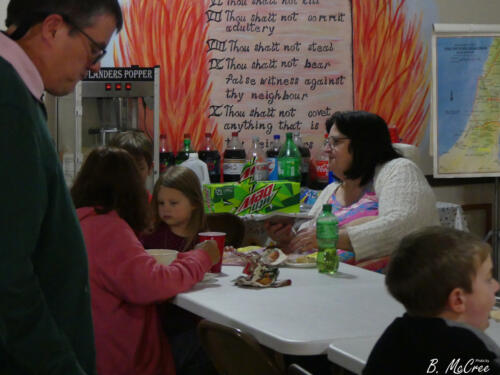 11-28-2021-Sandwich-Night-Ornament-Swap-P1190241