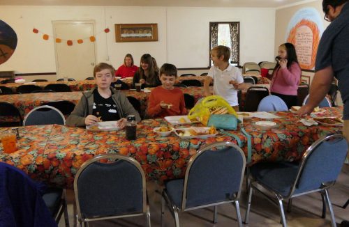 11-30-25-Sandwich-Ornament-Swap-P1020006