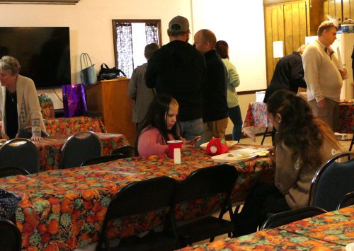 11-30-25-Sandwich-Ornament-Swap-P1020040