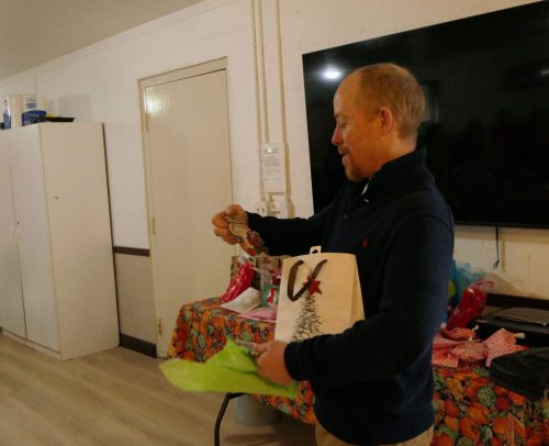 11-30-25-Sandwich-Ornament-Swap-P1020592