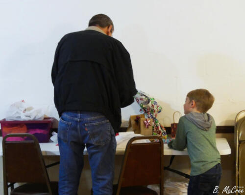 12-15-19-SHC-Ornament-Swap 410 RT