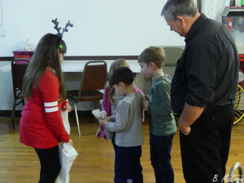 12-15-19-SHC-Ornament-Swap 474 RT