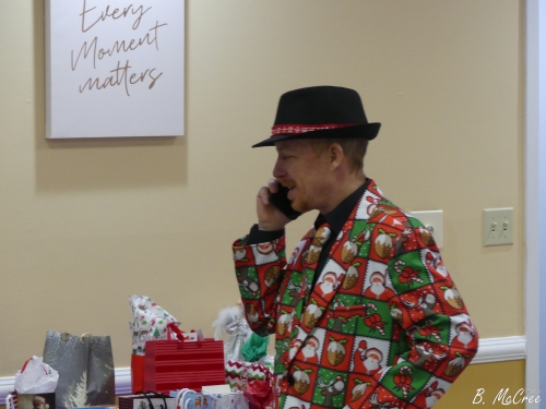 12-16-2023-Christmas-Ornament-Swap-P1280436