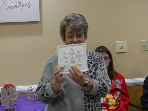 12-16-2023-Christmas-Ornament-Swap-P1290391