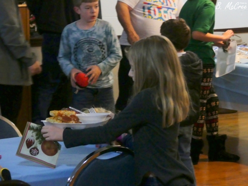 12-4-2022-Ornament-Swap-P1250913