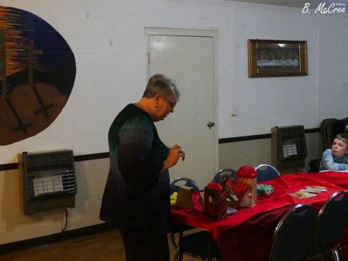 12-4-2022-Ornament-Swap-P1260177