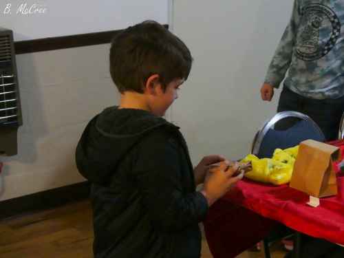 12-4-2022-Ornament-Swap-P1260200