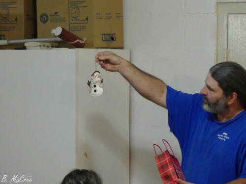 12-6-2020-Ornament-Swap-P1120817