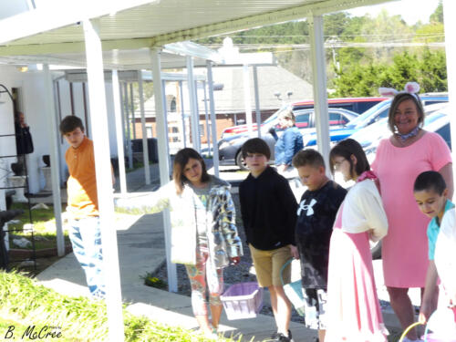 4-4-2021-Easter-Egg-Hunt-P1150104