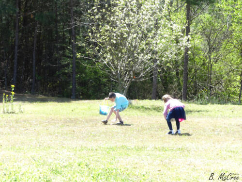 4-4-2021-Easter-Egg-Hunt-P1150201