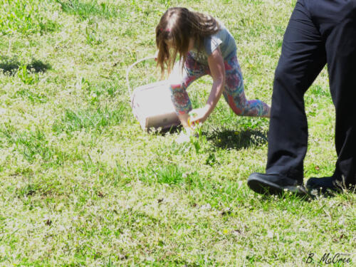 4-4-2021-Easter-Egg-Hunt-P1150216