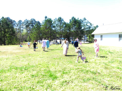 4-4-2021-Easter-Egg-Hunt-P1150223