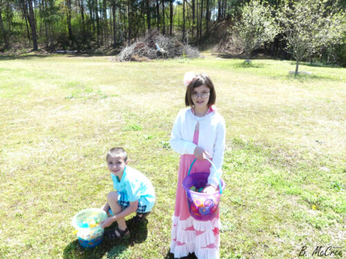 4-4-2021-Easter-Egg-Hunt-P1150374