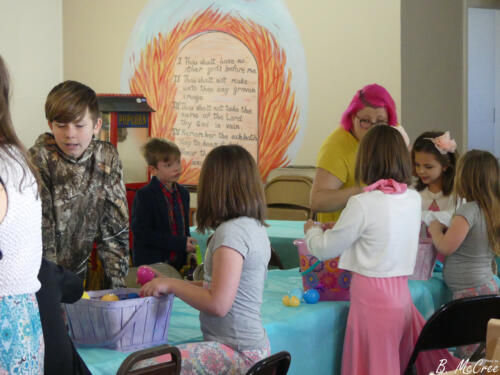 4-4-2021-Easter-Egg-Hunt-P1150402