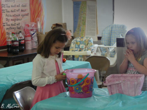 4-4-2021-Easter-Egg-Hunt-P1150437